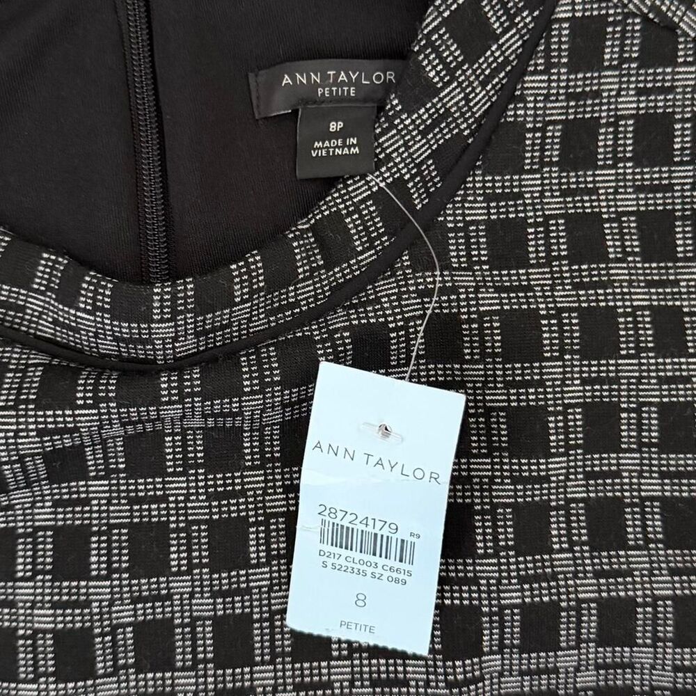 Ann Taylor Black Plaid Mock Neck Long Sleeve Lined Fit & Flare Dress - Size 8P - Picture 5 of 8